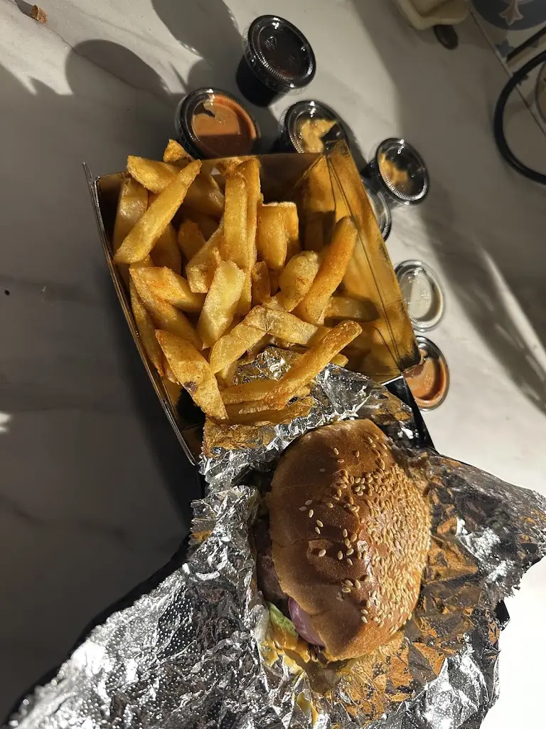 El Capo SpeedUK_Burgerzz_Waterfoot_review
