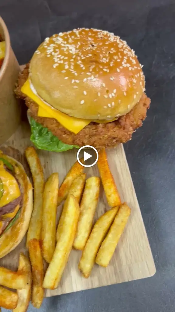 Burgerzz_Waterfoot_slider_image_2