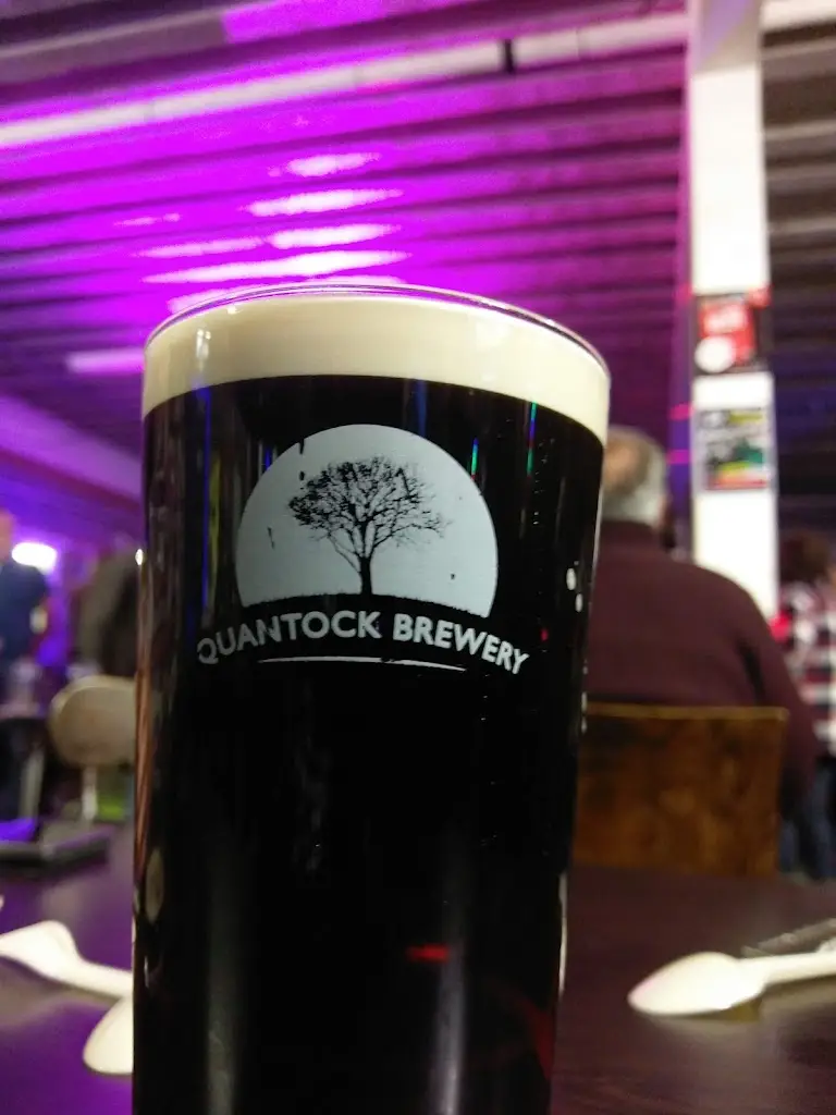 C Tooth_Quantock Brewery_Bishops Lydeard_reseña
