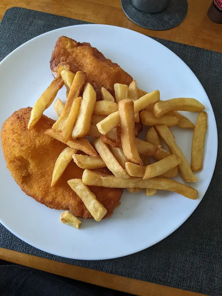 C0R3Y_SM1RN0FF_The Garden_Troon_recensione