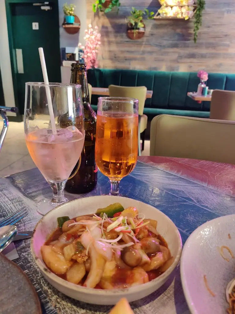 Sital Karki_The Garden_Troon_recensione