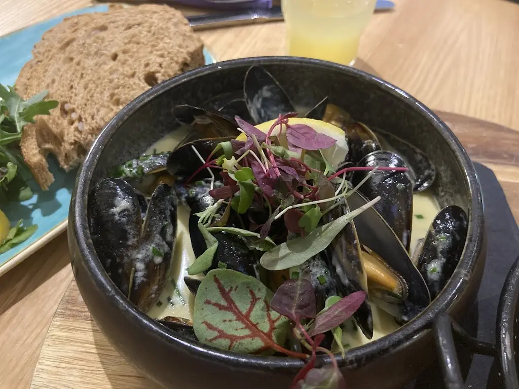 Menu_Y Not Bar & Grill_Thurso_image_9