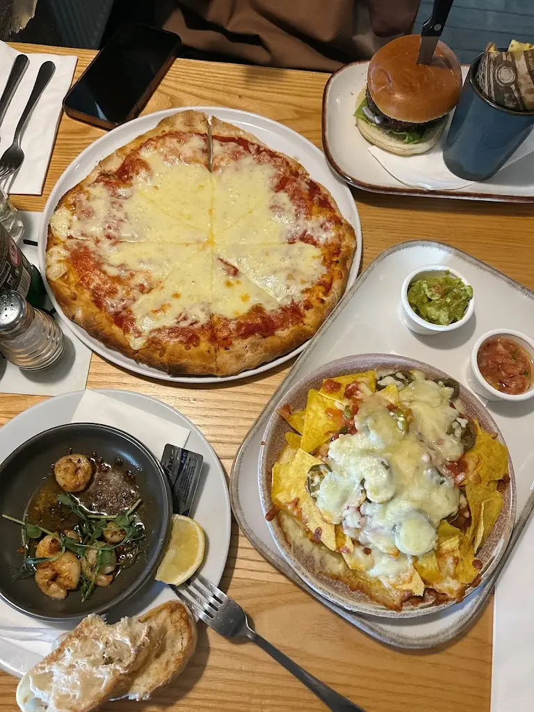 H007 Tan_Y Not Bar & Grill_Thurso_review