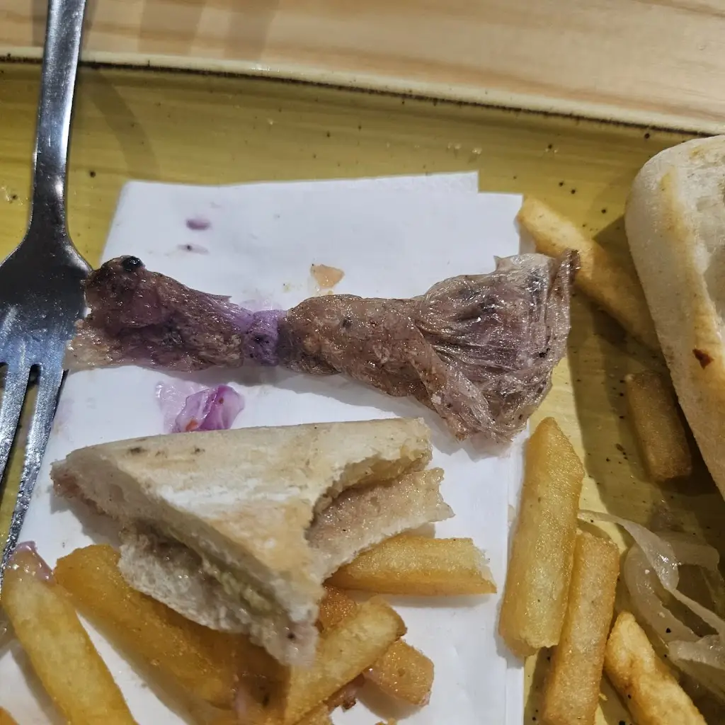 Grant Fyfe_Y Not Bar & Grill_Thurso_review