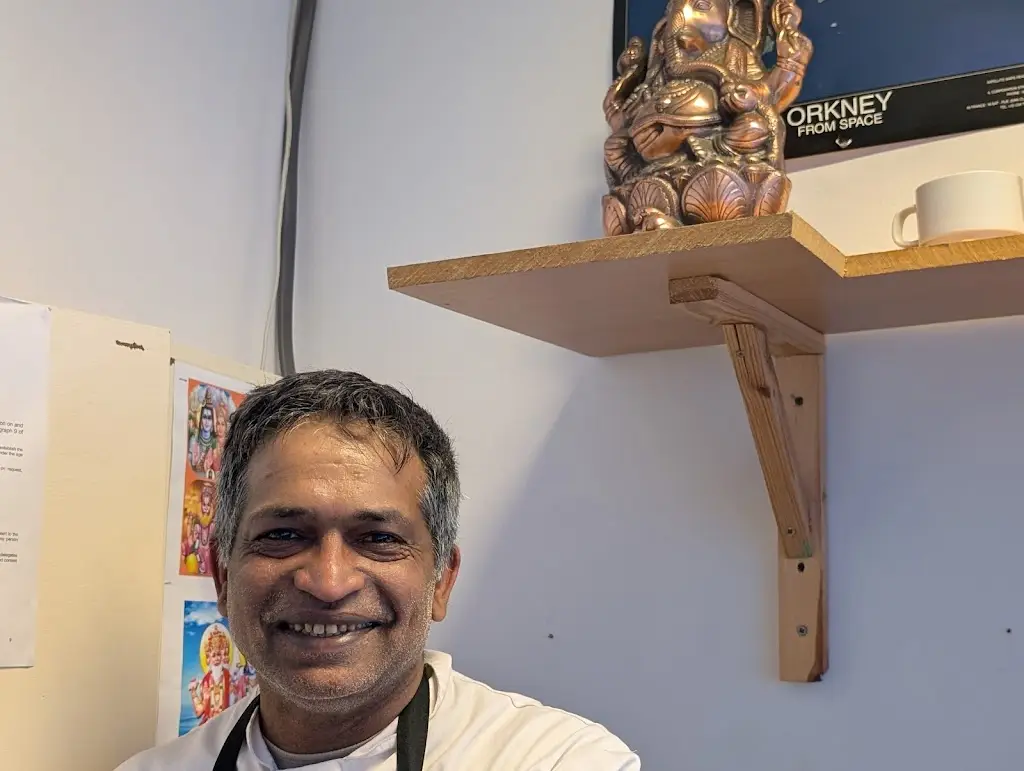 RhodainPgh_T's Café Restaurant_Thurso_review