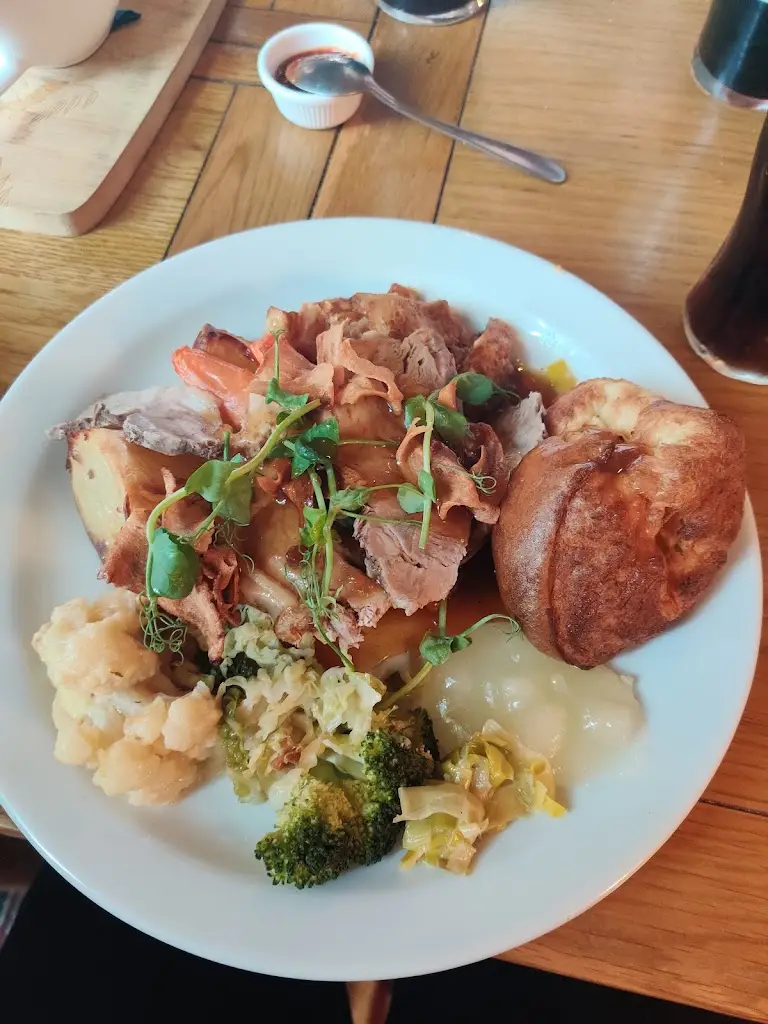 Emma Thomas_The Chapel_Bishops Lydeard_review