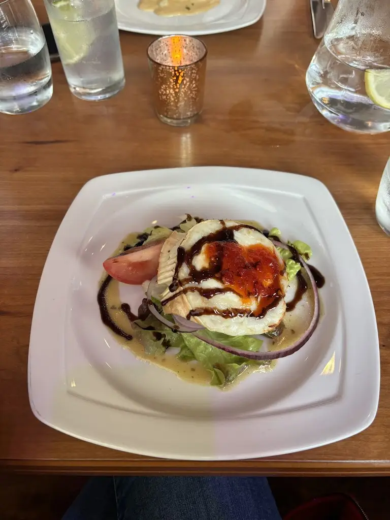 Sarolta Pudney_Red Pepper_Thurso_review