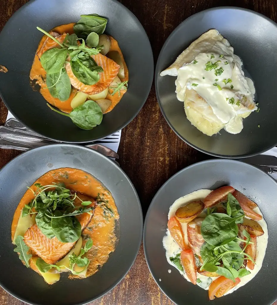 'The Upper Deck' restaurant_Thurso_slider_image_2