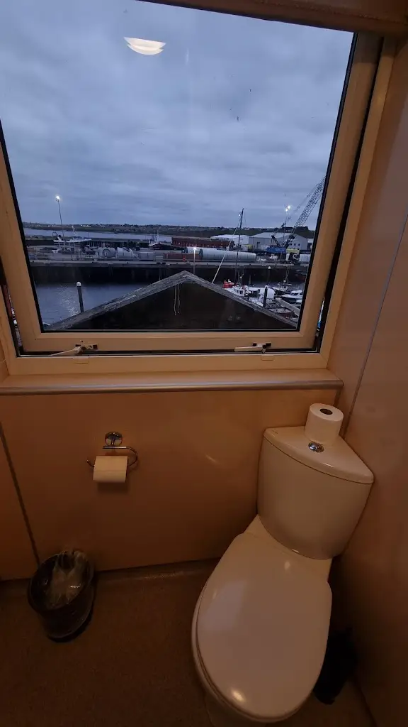 Yoga Rocks_The Ferry Inn Scrabster_Thurso_review