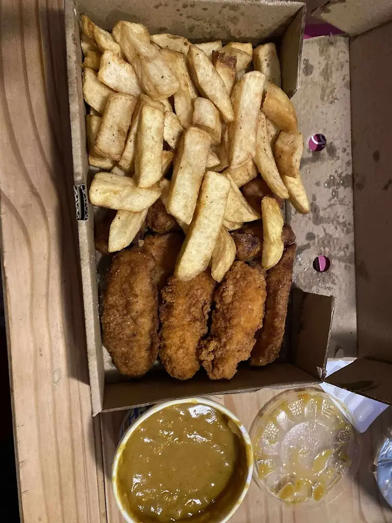 Jay Kean_Robin's Fish & Chip Shop_Thurso_review