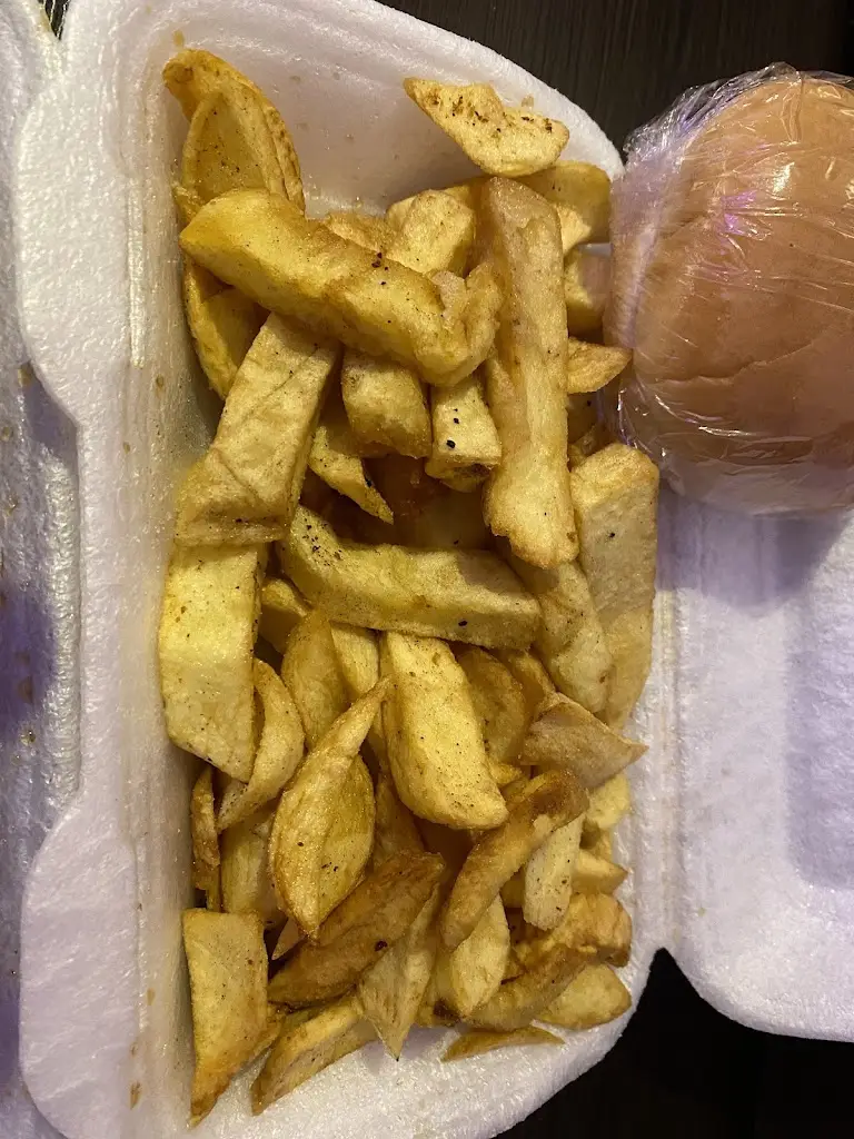 roy cutler_Robin's Fish & Chip Shop_Thurso_review
