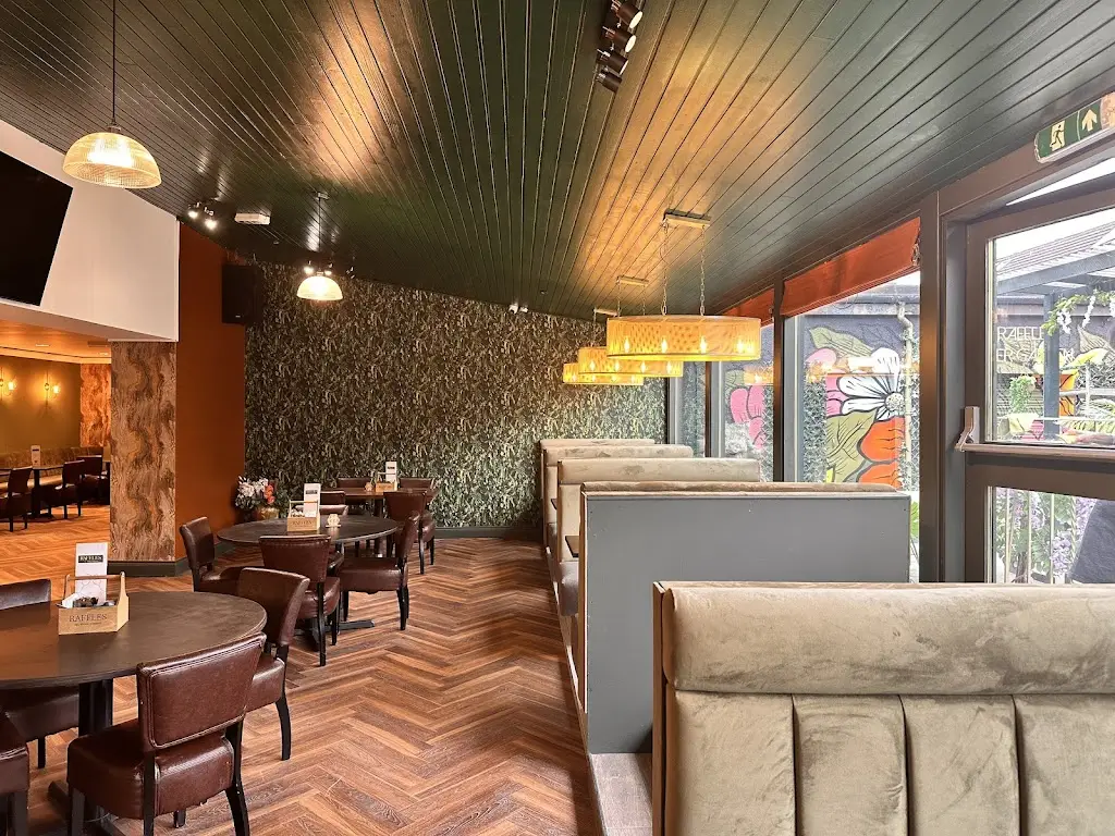 Raffles Balloch ristorante a Vale of Leven