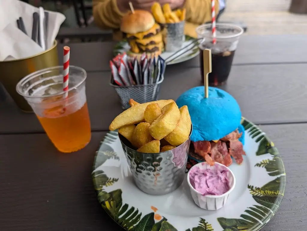 Menu_Jurassic Grill Loch Lomond_Vale of Leven_immagine_5