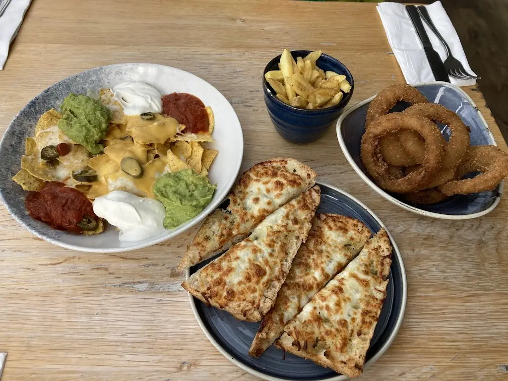 Tullie Inn_Vale of Leven_slider_image_3