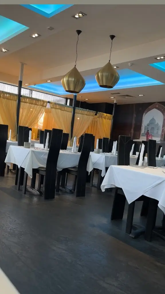 Mohamed Omran_Lasan Westhill_Westhill_recensione