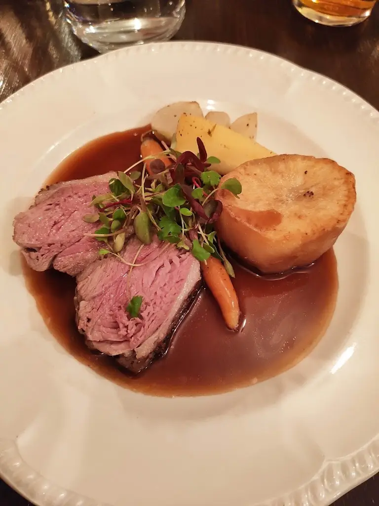 Douglas Mather_Fleece Kitchen & Bar Selkirk_Selkirk_review