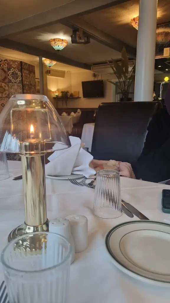 Rahel Ali_Taste of Spice_Selkirk_review