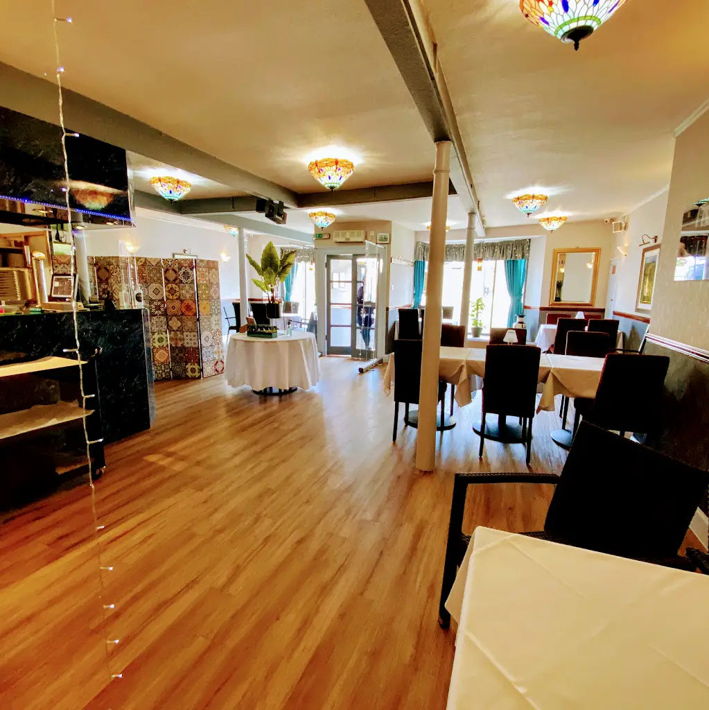 Taste of Spice restaurant in Selkirk