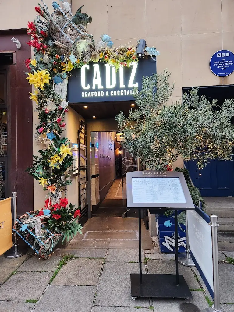 Cadiz_Winchburgh_slider_image_3