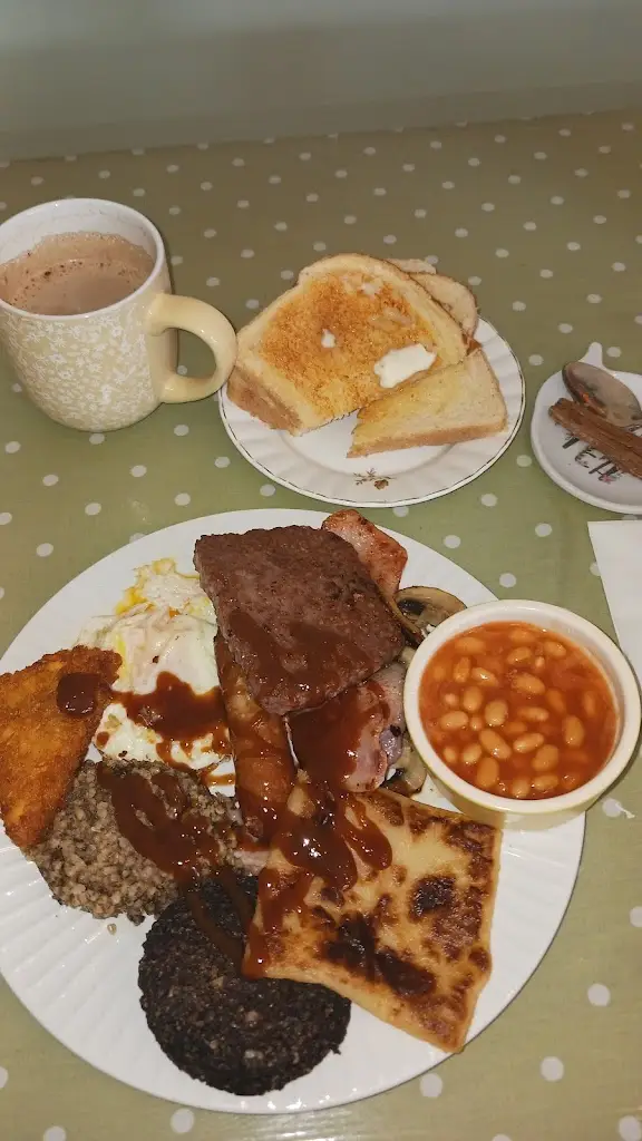Gospel Chris_The Wee Winchburgh Cafe_Winchburgh_review