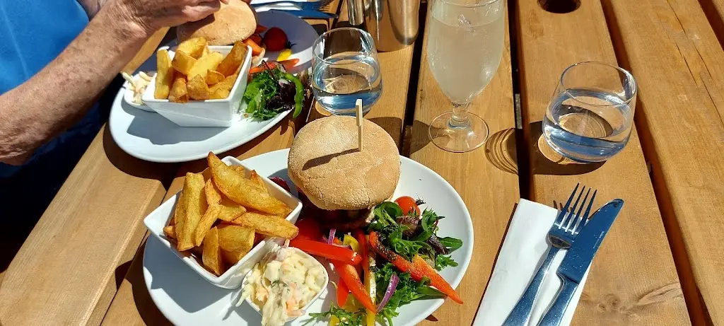 mary macfarlane_Captains Galley_Whitehills_review