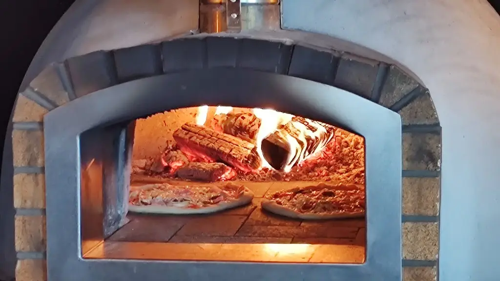 Crown Inn ristorante a Abercarn