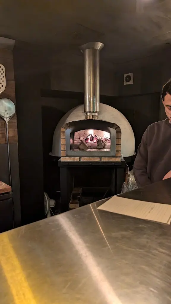David Gray_Shedlife Woodfired Pizza_Abercarn_review