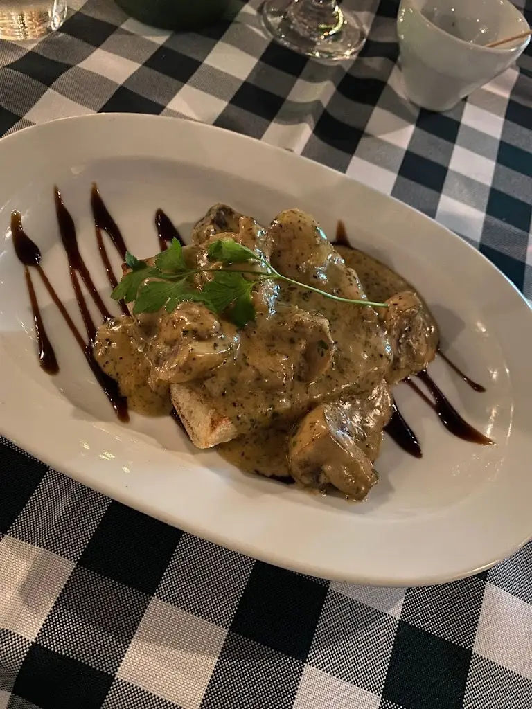 Chris Peel_Little Italy_Aberystwyth_review