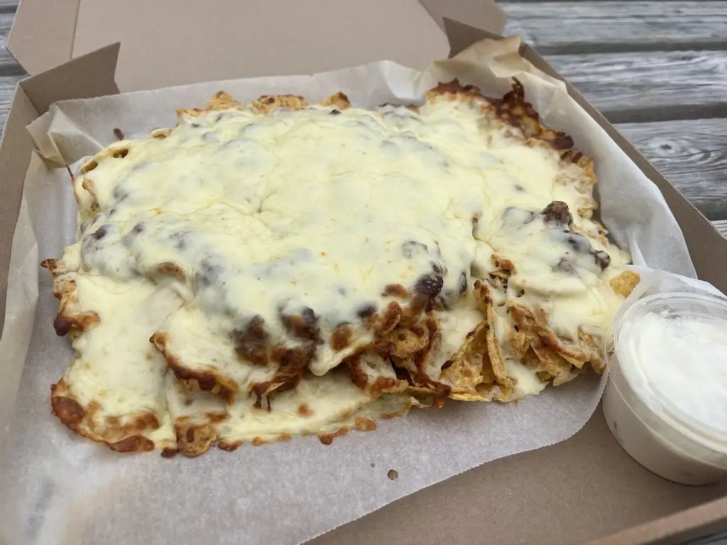 Iwan Evans_Cwtch Glanmordy_Aberporth_review