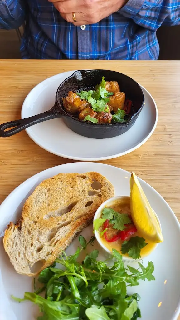 Gill Owen_Geshmak Bistro_Abertridwr_reseña