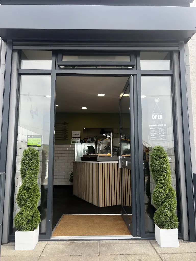 Baguette & Co restaurant in Abertridwr