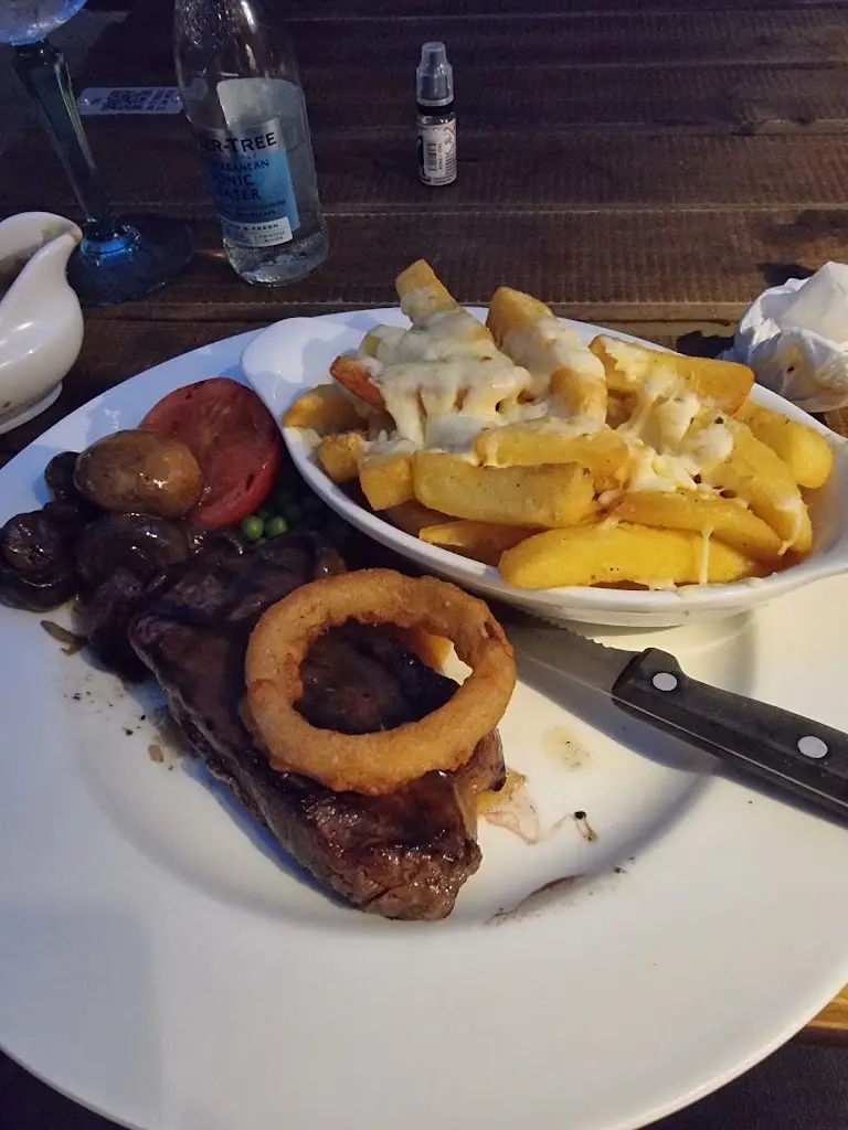 Ash M_Red Kite_Abertridwr_review