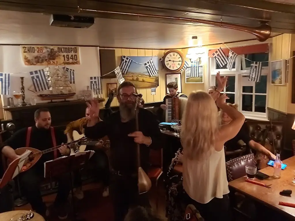 Monika Awal_Old Commercial Inn Bishopsteignton_Bishopsteignton_review