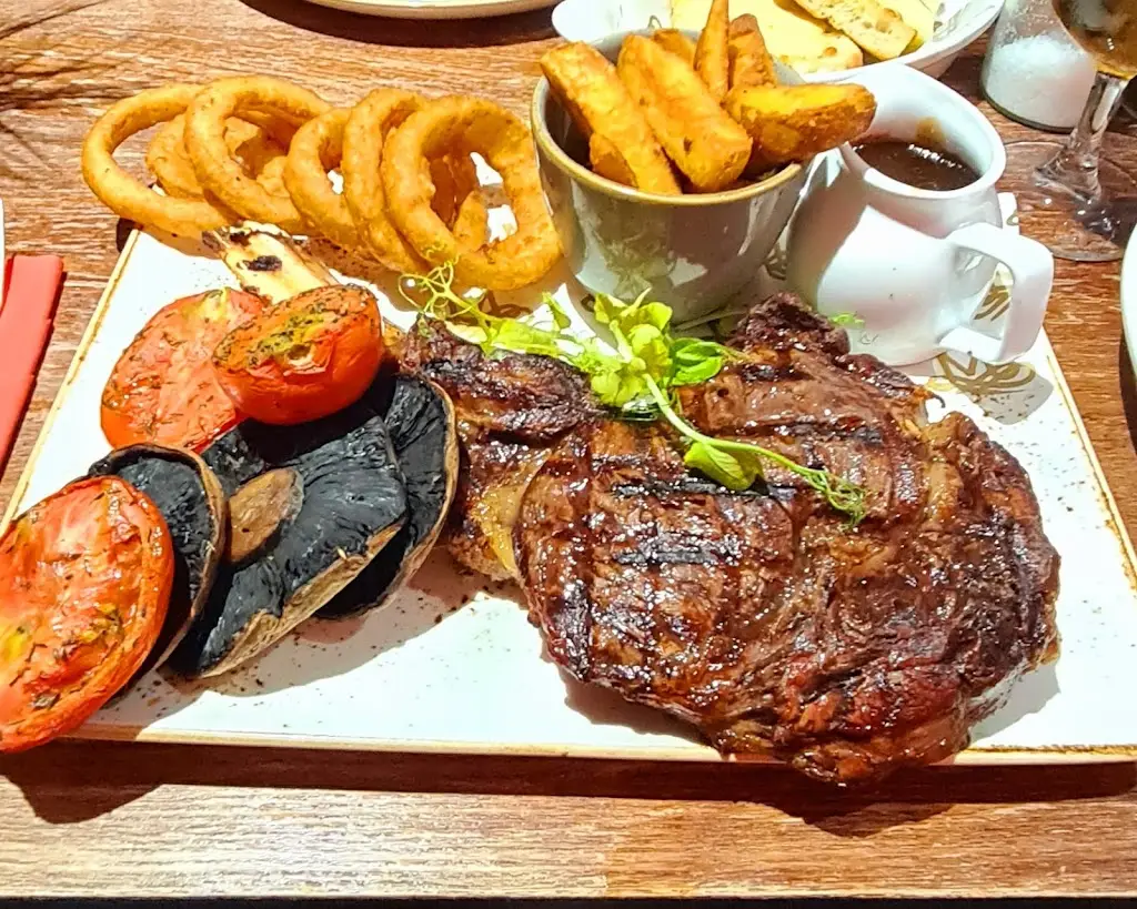 Murray's_Bargoed_slider_image_3