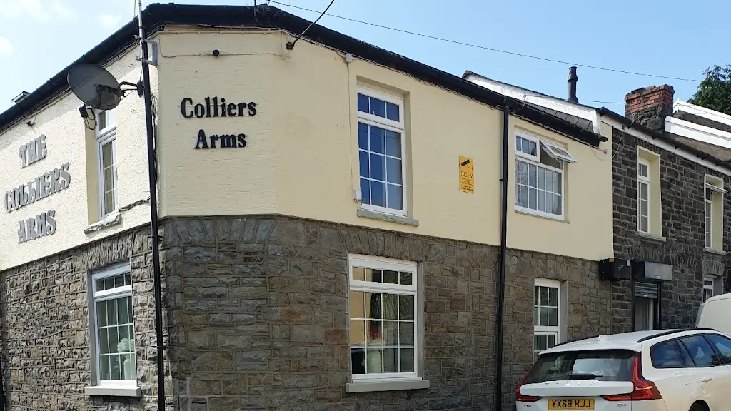 The Colliers Arms_Abercanaid_slider_image_3