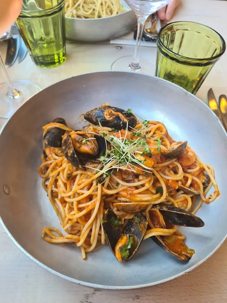 Menu_Casa Bianca_Abercanaid_image_7