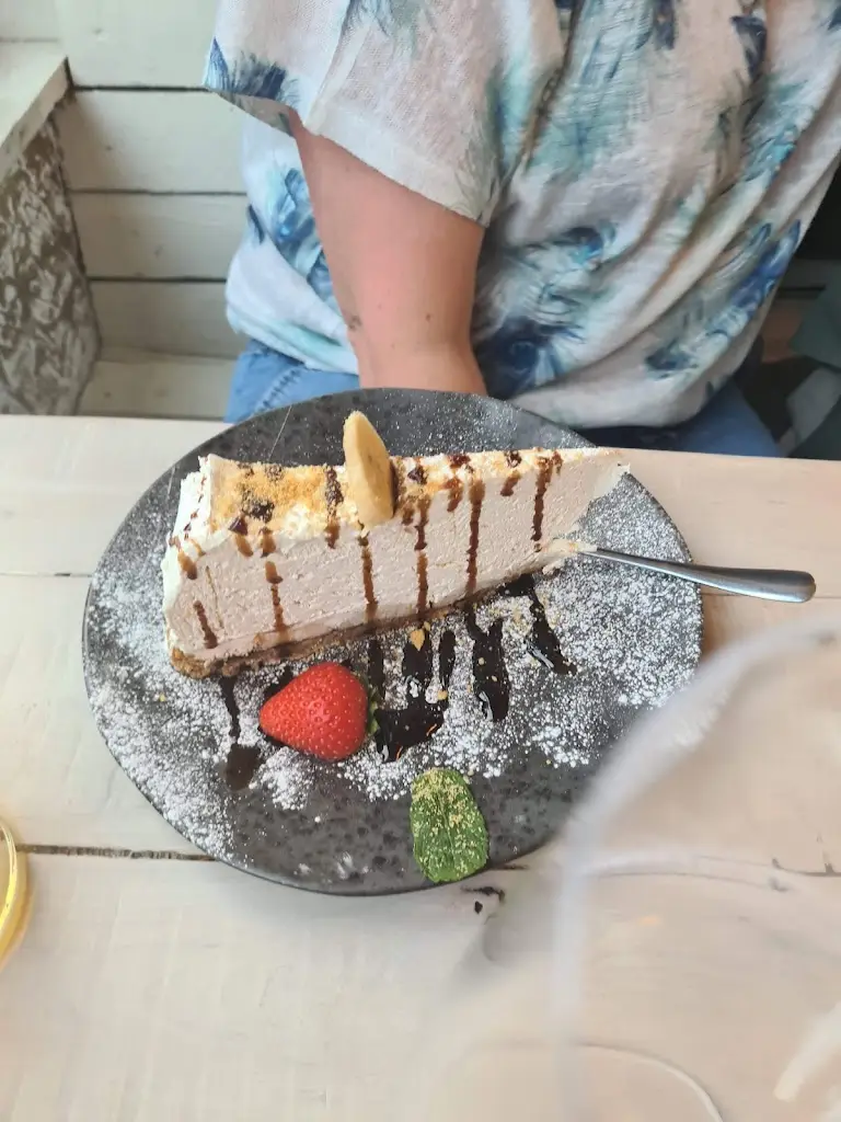 Menu_Casa Bianca_Abercanaid_image_8