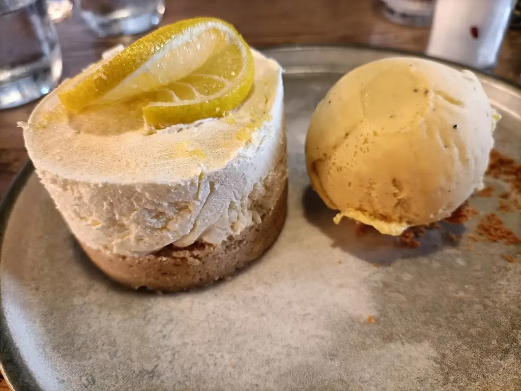 Menu_Davs Kitchen_Abercanaid_immagine_4