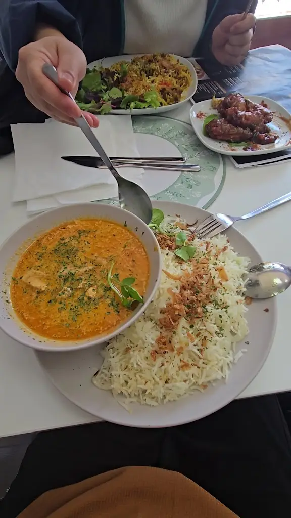 The Omnivorous_Abercanaid_slider_image_2