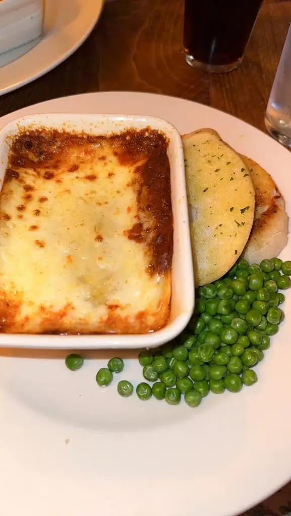 Menu_King Brychan_Abercanaid_image_9