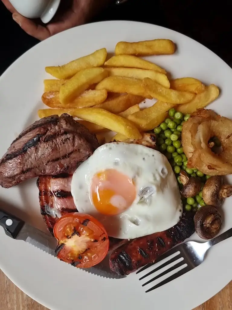 King Brychan_Abercanaid_slider_image_2