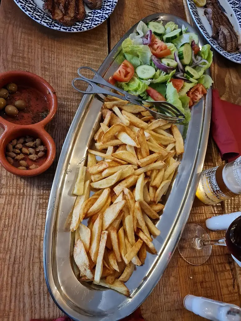 Portugalles_Abercanaid_slider_image_3