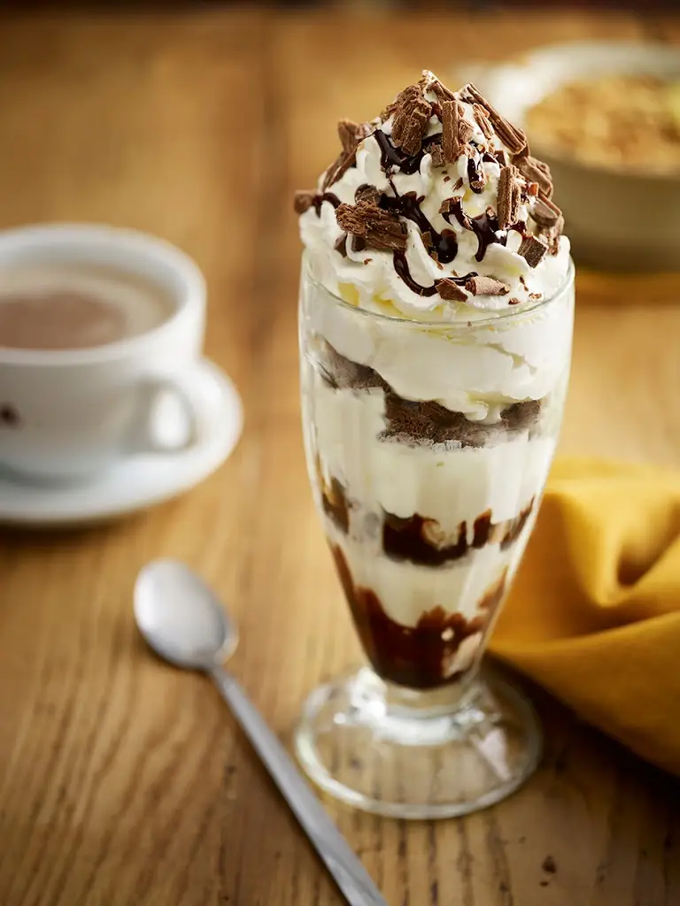 Pentrebach House Table Table_Abercanaid_slider_image_3