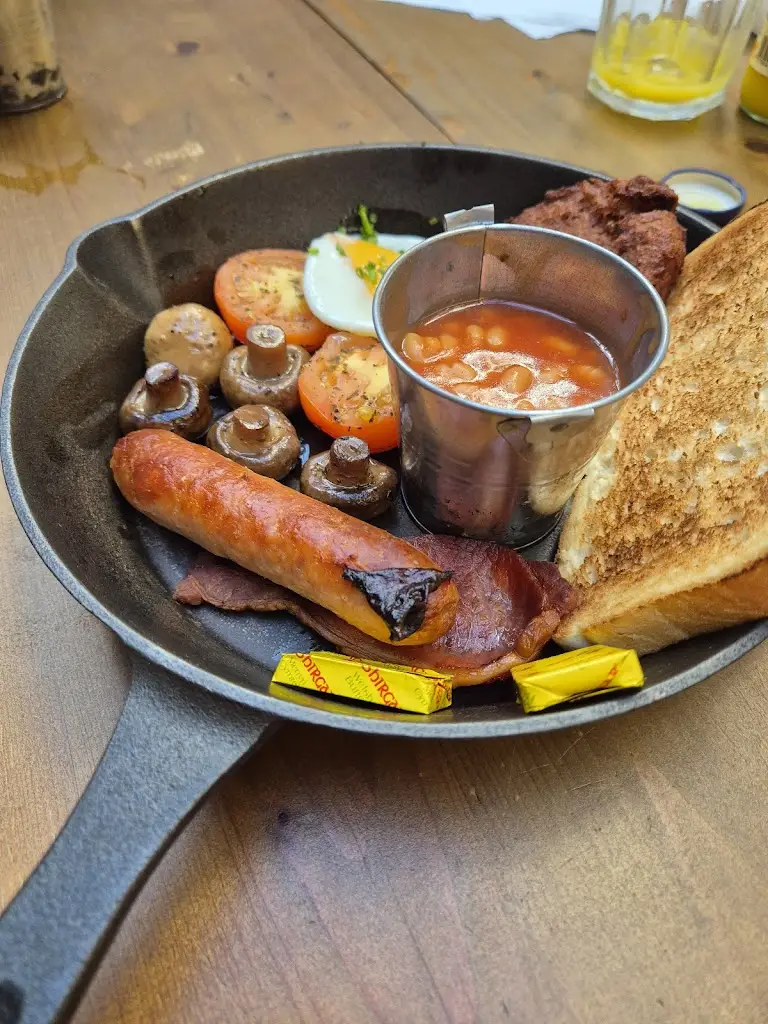 Haystack Cafe_Abercanaid_slider_image_3