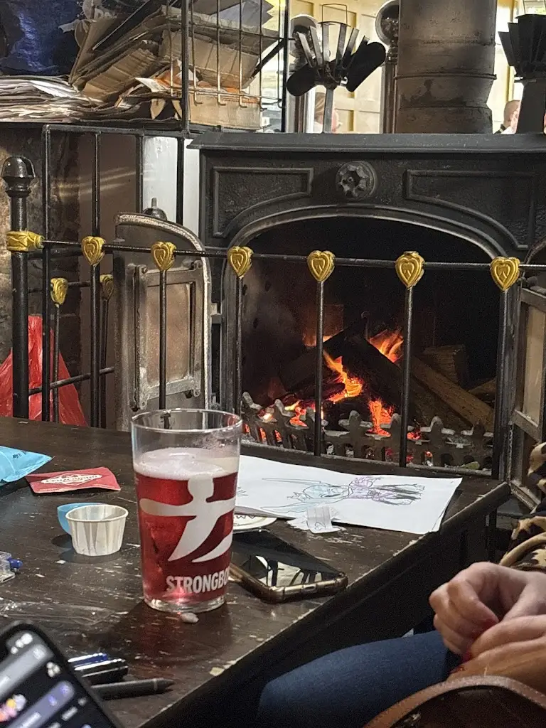 Ashley Doyle_Pant Cad Ivor Inn_Abercanaid_review