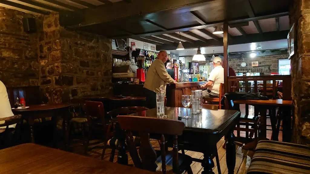 Pant Cad Ivor Inn_Abercanaid_slider_image_3