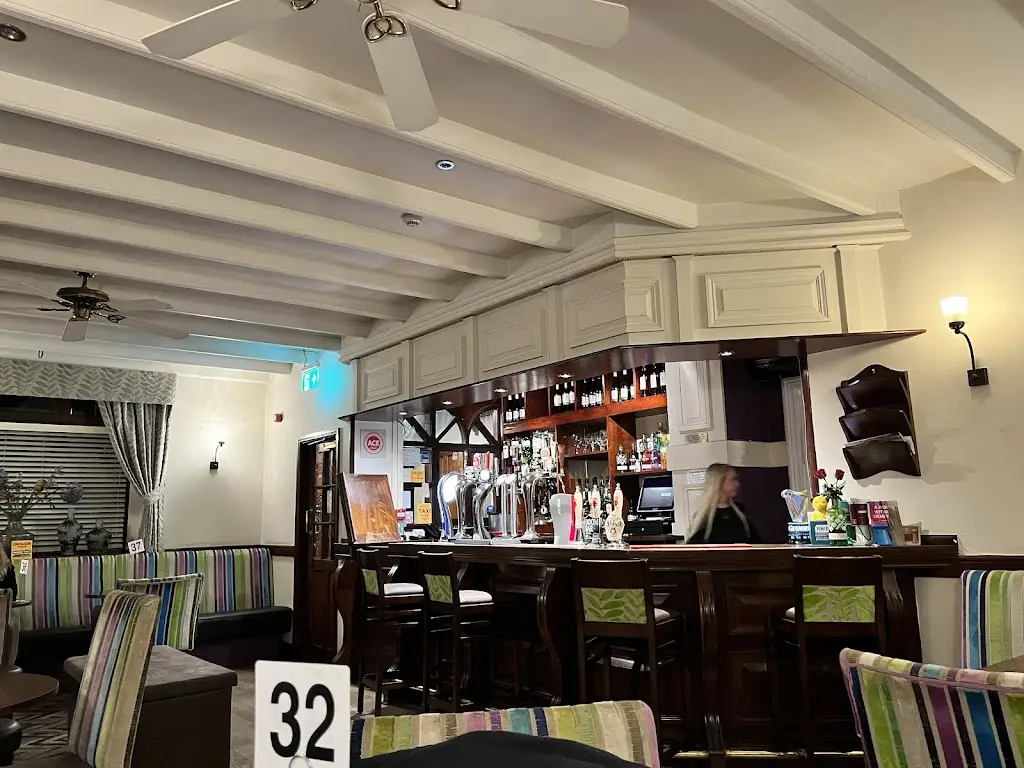 Masons Arms_Aberkenfig_slider_image_2