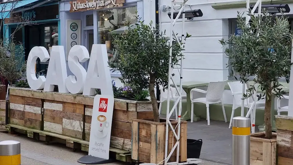 Casa Bianca_Abergavenny_slider_image_2