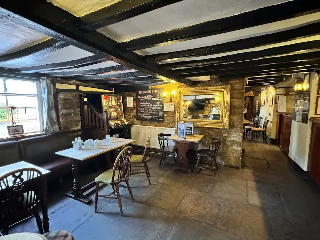The Kings Head_Bishops Cleeve_slider_image_1