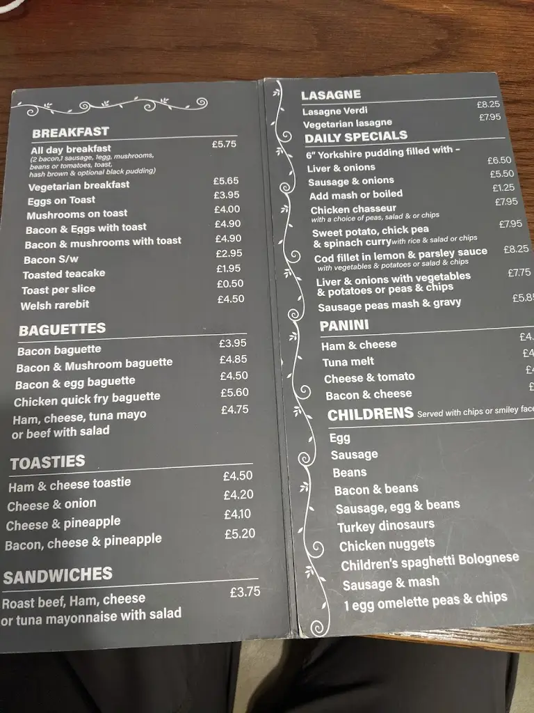 Menü_Luigis_Abergavenny_Bild_3